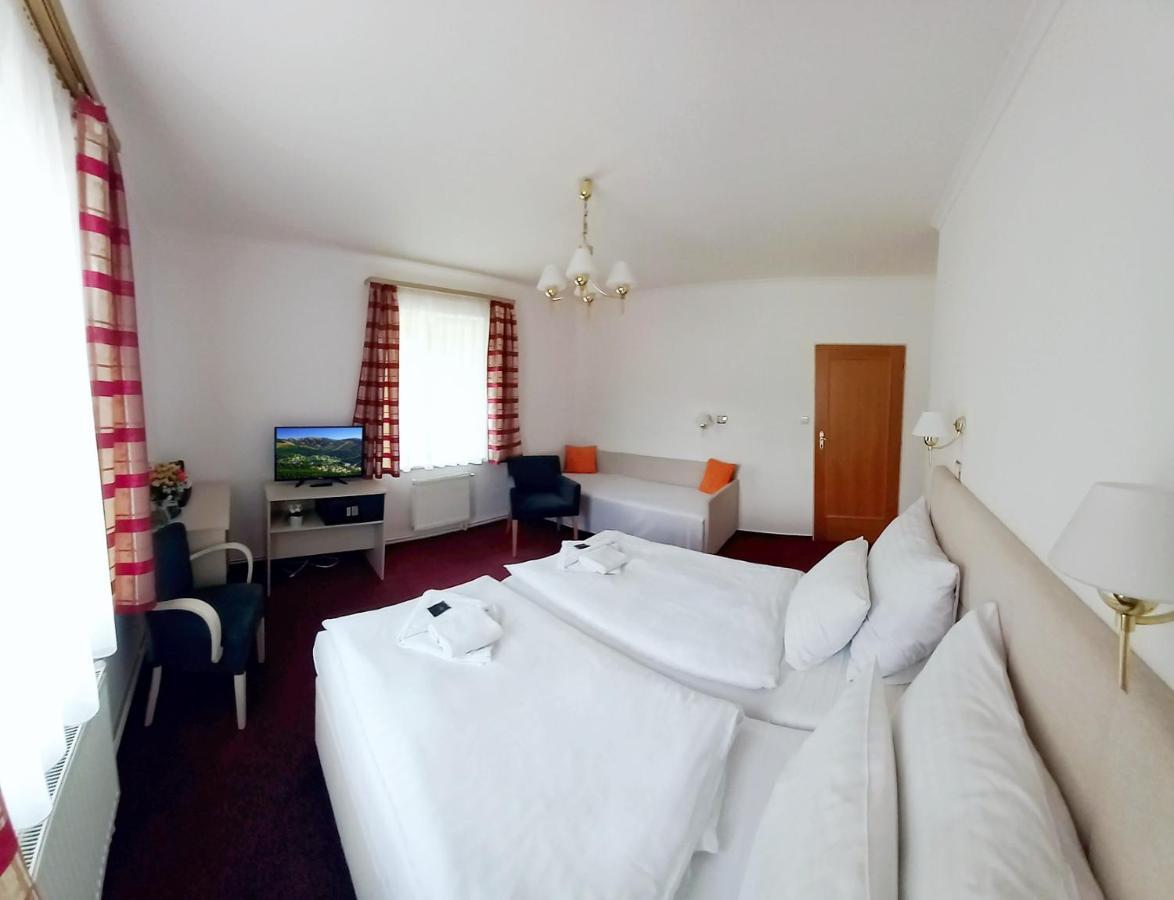 Hotel Hradec Szpindlerowy Młyn Zewnętrze zdjęcie