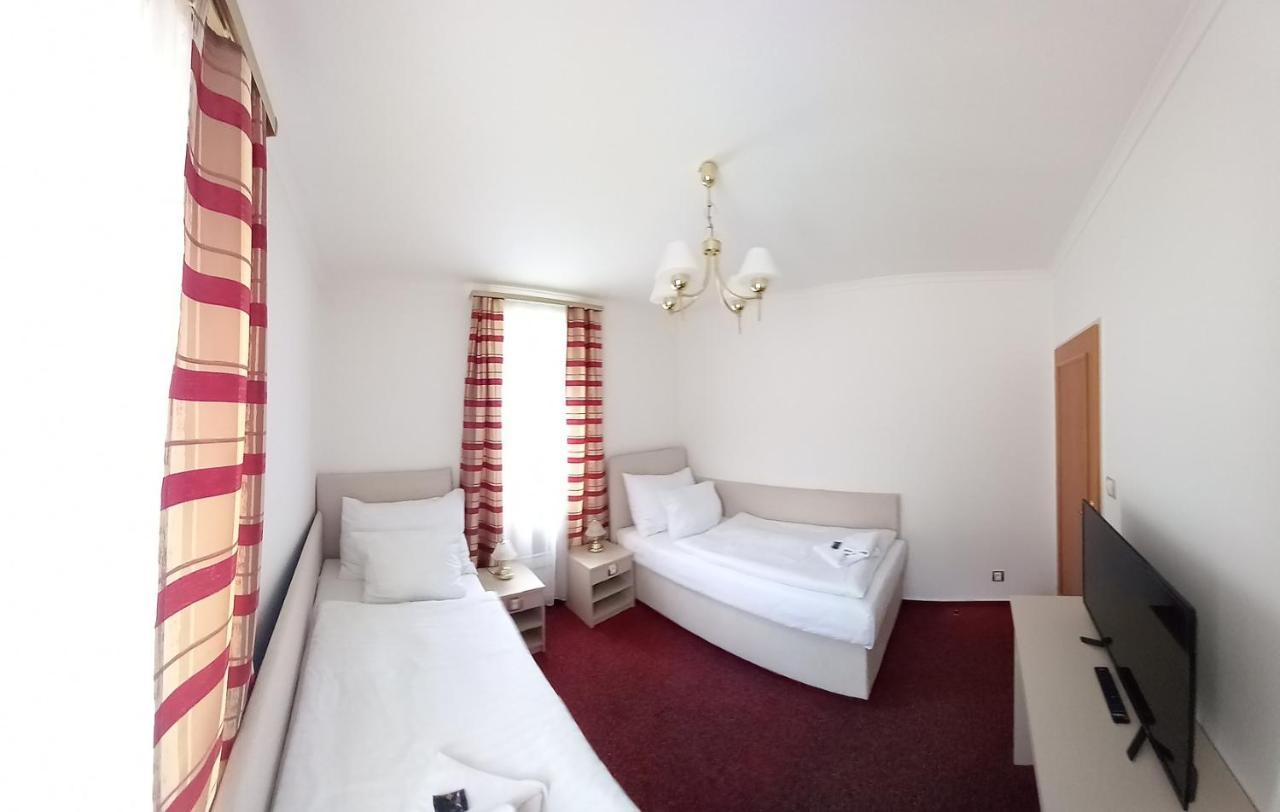 Hotel Hradec Szpindlerowy Młyn Zewnętrze zdjęcie