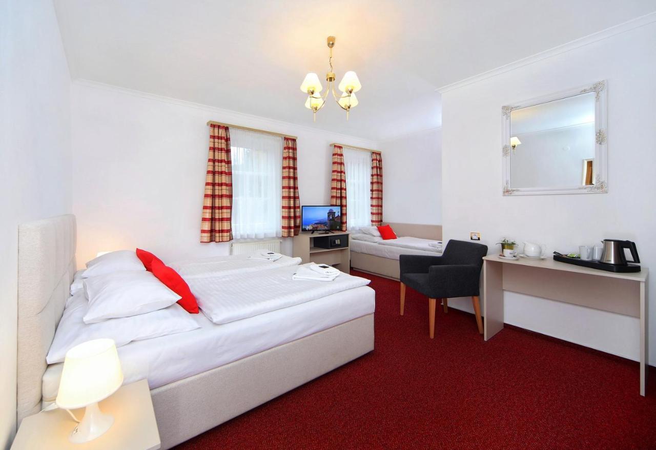 Hotel Hradec Szpindlerowy Młyn Zewnętrze zdjęcie