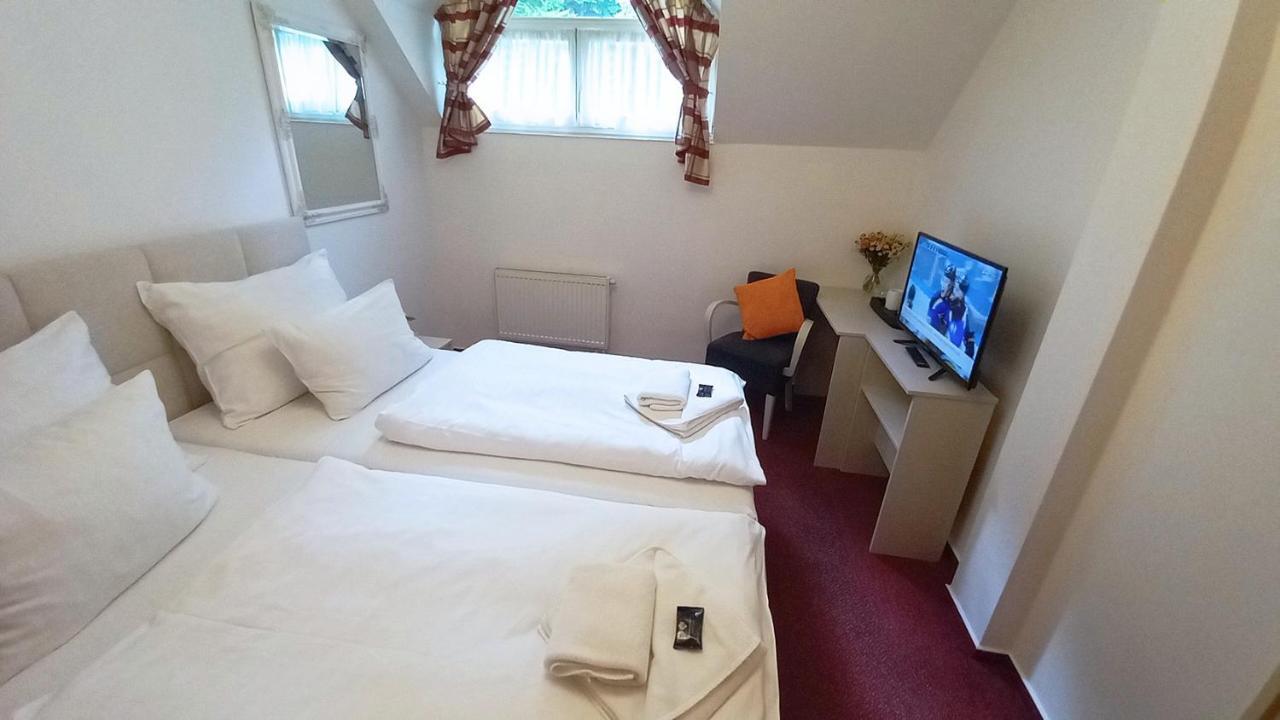 Hotel Hradec Szpindlerowy Młyn Zewnętrze zdjęcie