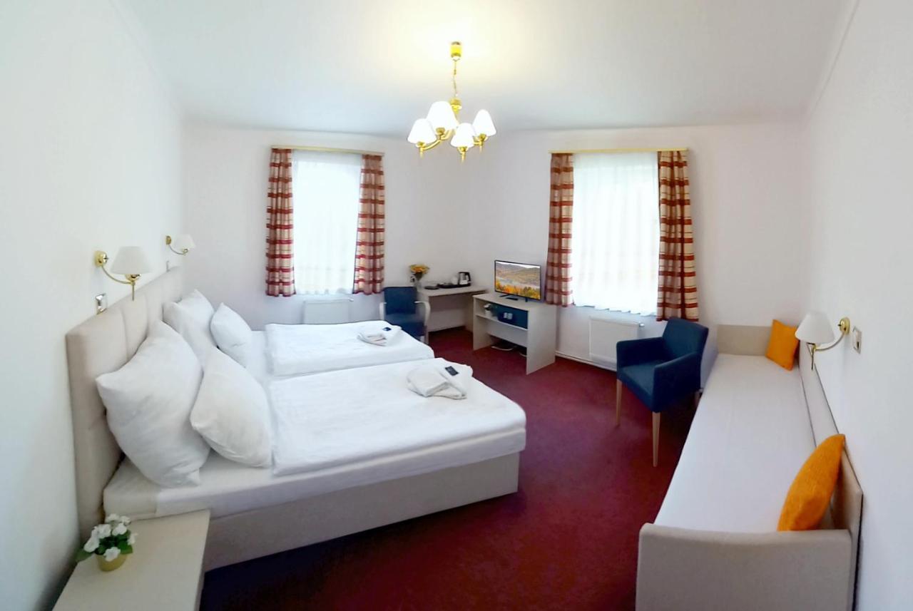 Hotel Hradec Szpindlerowy Młyn Zewnętrze zdjęcie