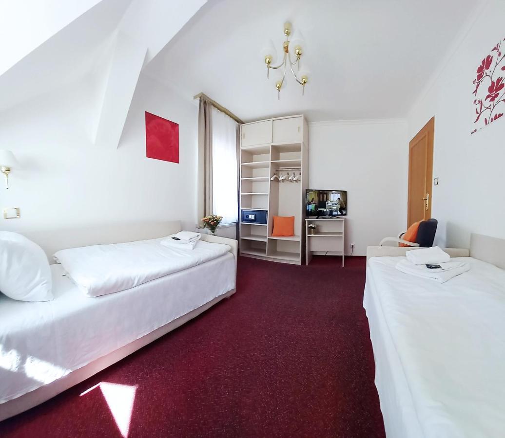 Hotel Hradec Szpindlerowy Młyn Zewnętrze zdjęcie