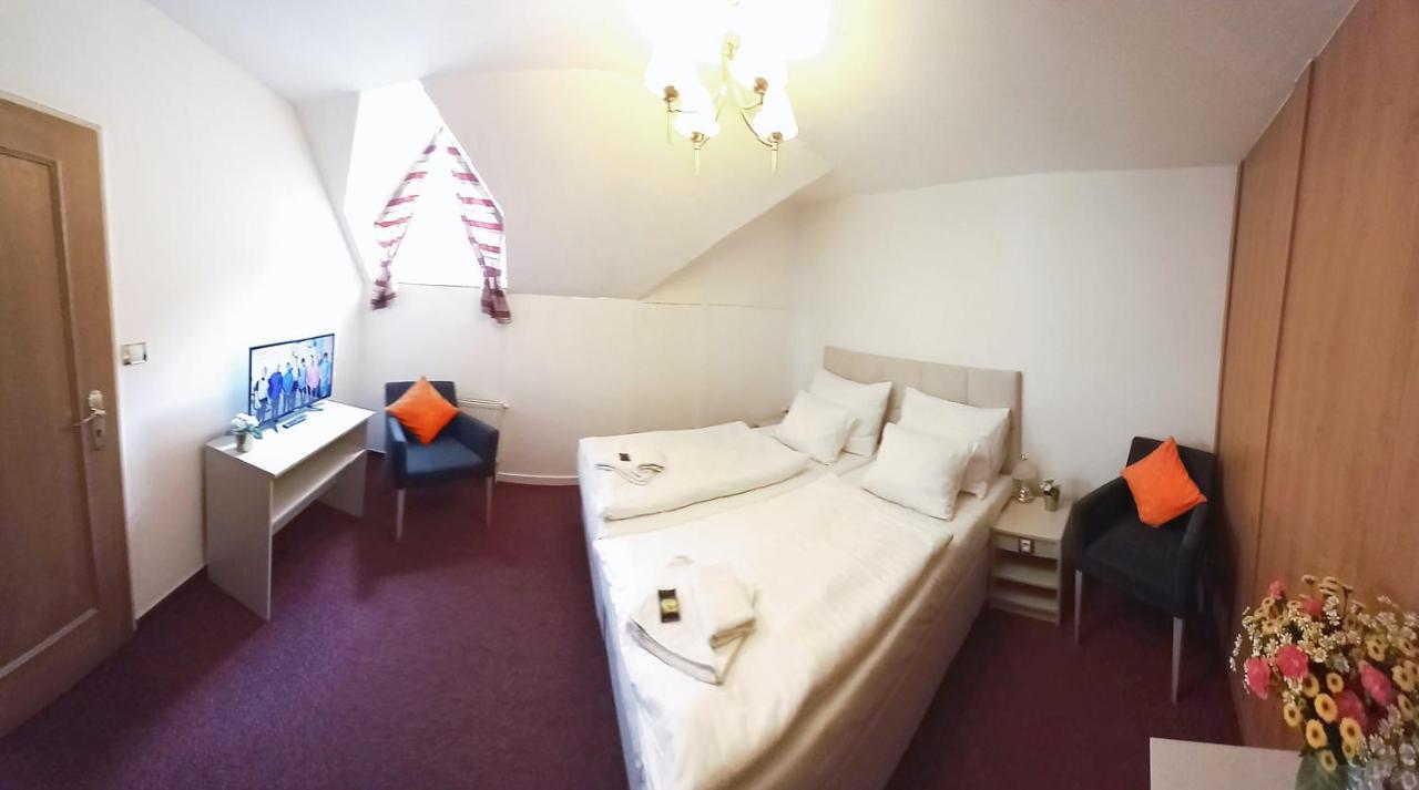 Hotel Hradec Szpindlerowy Młyn Zewnętrze zdjęcie