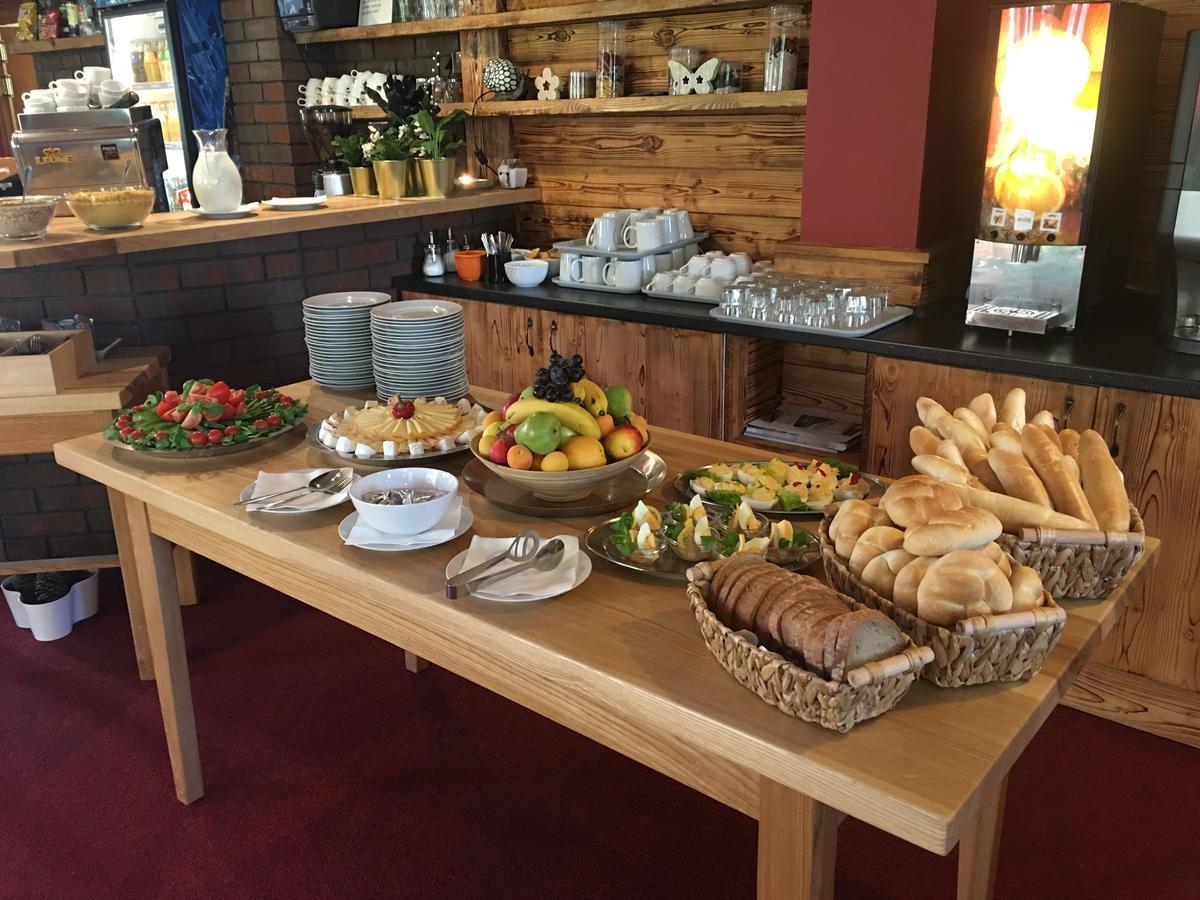 Hotel Hradec Szpindlerowy Młyn Zewnętrze zdjęcie