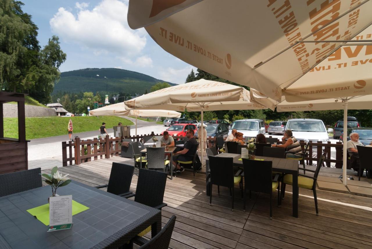 Hotel Hradec Szpindlerowy Młyn Zewnętrze zdjęcie